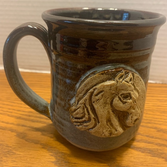 Handcrafted Ceramic Mug with Horse Design - Picture 1 of 10
